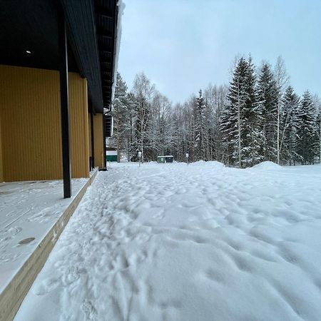 ロヴァニエミNordic Wooden Houseアパートメント エクステリア 写真