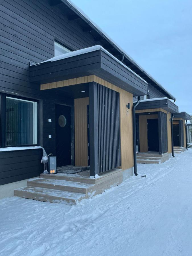 ロヴァニエミNordic Wooden Houseアパートメント エクステリア 写真