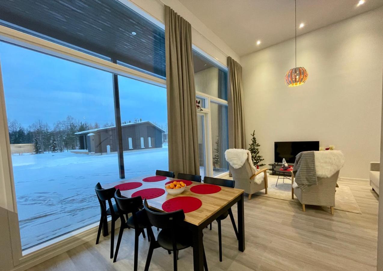 ロヴァニエミNordic Wooden Houseアパートメント エクステリア 写真