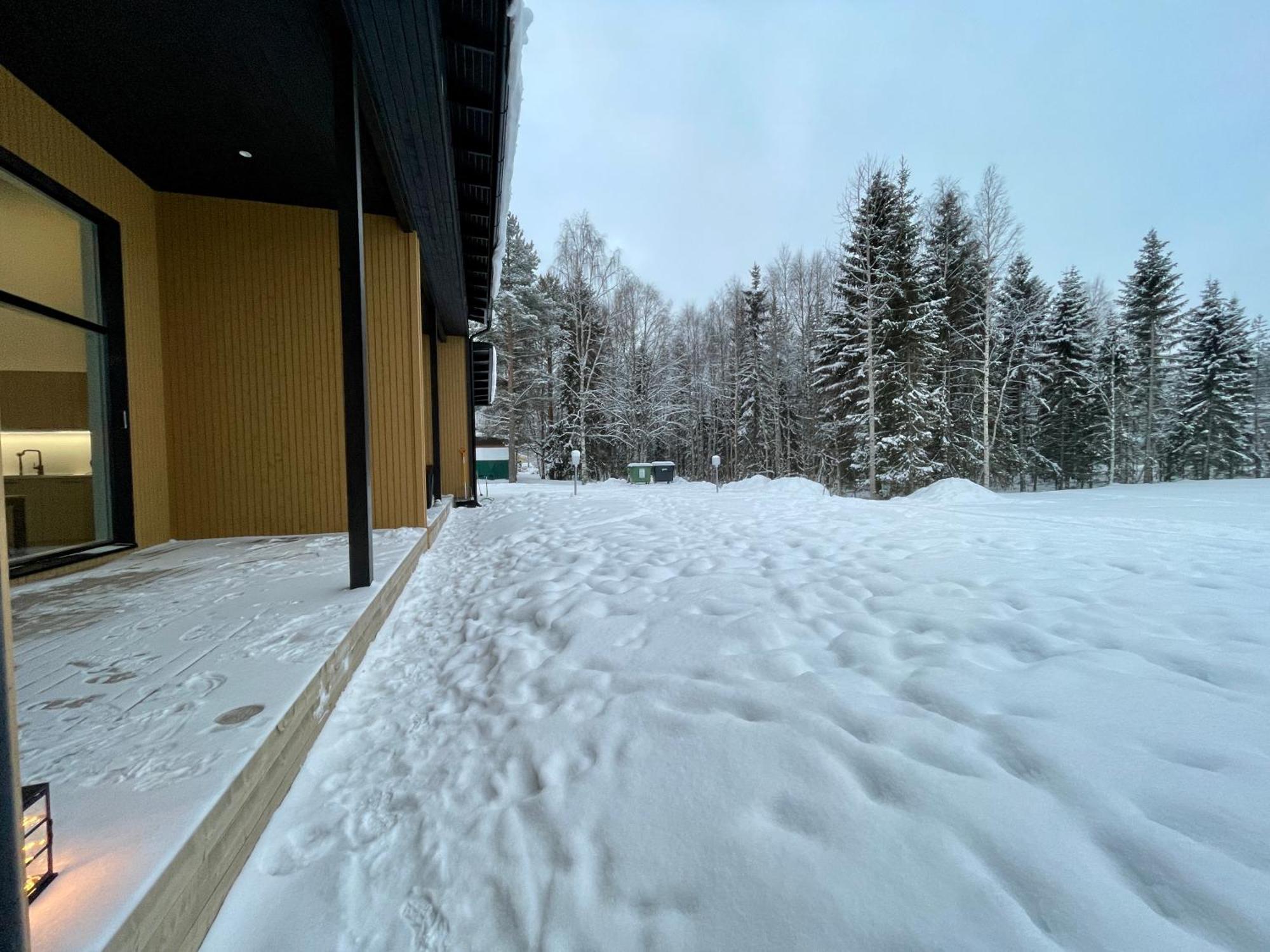 ロヴァニエミNordic Wooden Houseアパートメント エクステリア 写真